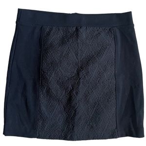 Perfect American eagle outfitters mini black skirt